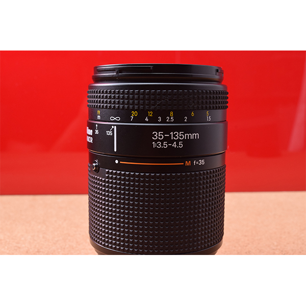 Nikon　ニコン　AF NIKKOR　35-135mm　1:3.5-4.5!